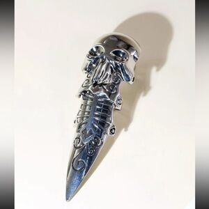 💀 Awesome Metallic Skull Adjustable Finger Cuff 💀